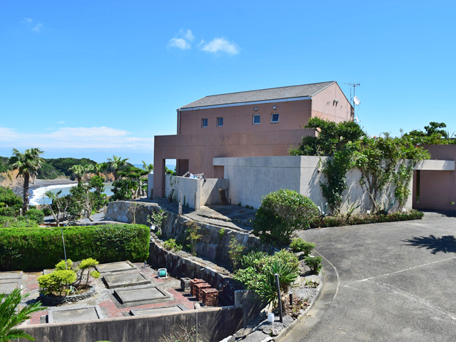 志摩市阿児町国府字上野　別荘物件